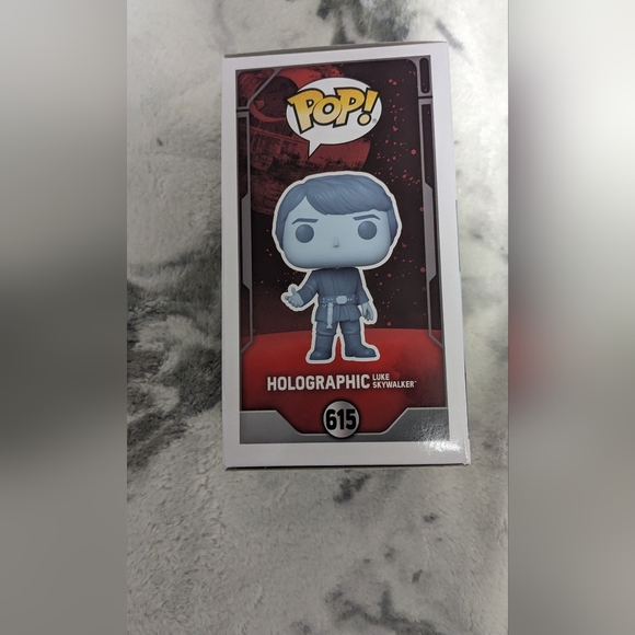 Luke Skywalker Glow in the dark Funko Pop - Picture 7 of 7